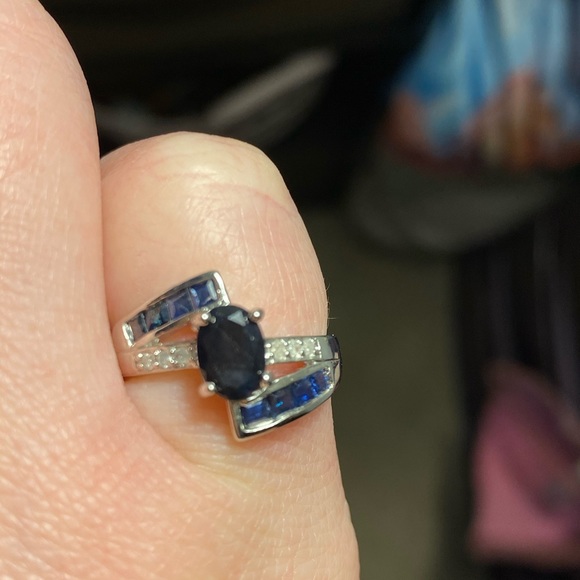 Silver ring blue sapphire - Picture 2 of 3